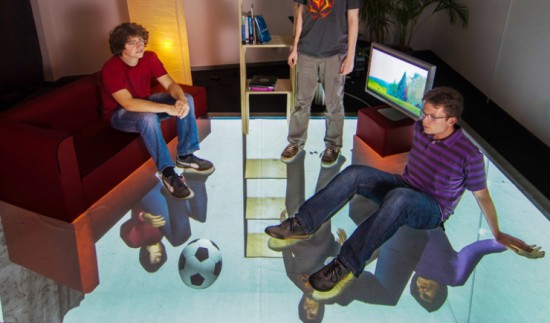 smart-floor «Умный» пол воспроизводит виртуальный зеркальный мир