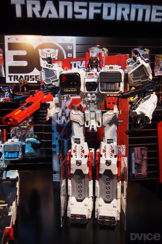 transformers-metroplex-2 Metroplex: самый высокий в мире трансформер