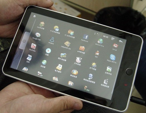 В России разработали планшетный компьютер для военных с умной кнопкой