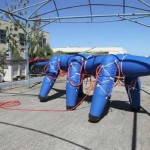 Ant-Roach: уродливый 5-метровый робот (видео)