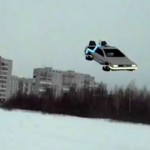 Летающий DeLorean в реальном мире (видео)