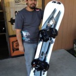 Модульный сноуборд превращается в лыжи, лопату, пилу и многое другое