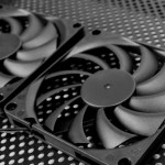 Кулер Cryo E40 не даст перегреться ни одному ноутбуку