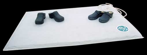 Всасывающие ковры помогут чистить обувь