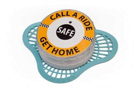 Говорящие кнопки в писсуарах подскажут пьяным клиентам вызвать такси