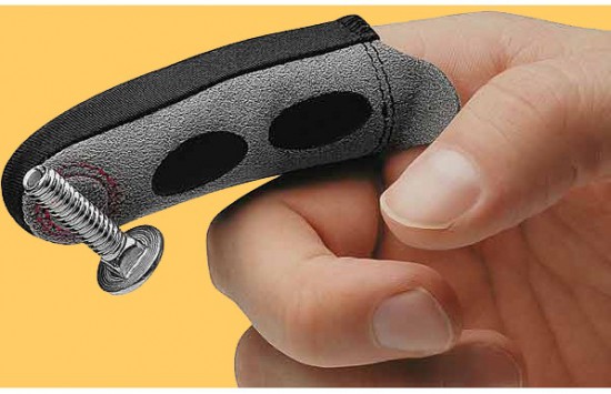 «Магнитный палец» - нужная вещь в каждом доме