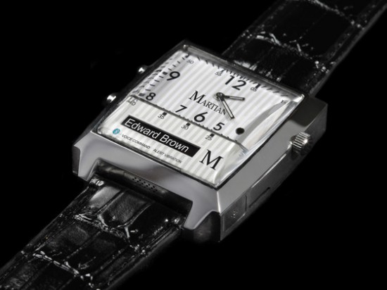 Часы Martian Watch предлагают осуществление голосовых команд