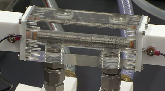 Новый термоэлектрический материал получает энергию от горячей воды