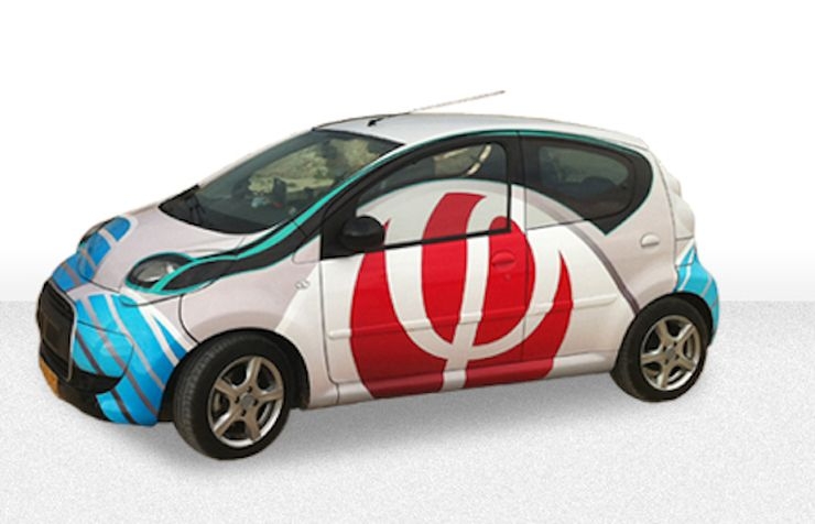 Концепт электромобиля заряжается при помощи воды и воздуха