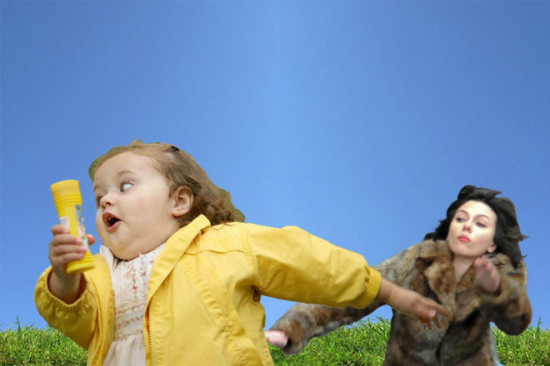 Scarlett-Johansson-Falls-Down-Internet-Takes-7