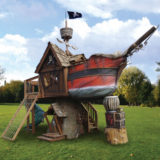 pirate-ship-playhouse