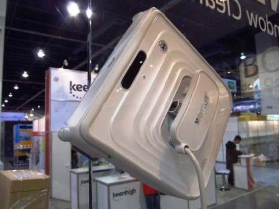 Обзор робота-мойщика окон Hobot 168