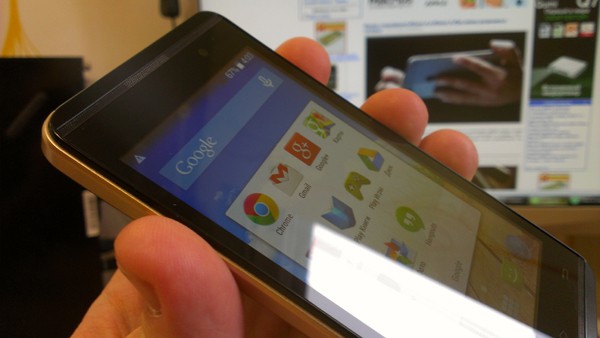 Индийский принц смартфонов Canvas Fire 2 от компании Micromax