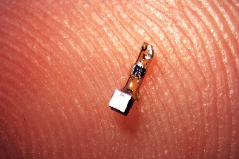 Dust-sized-sensor